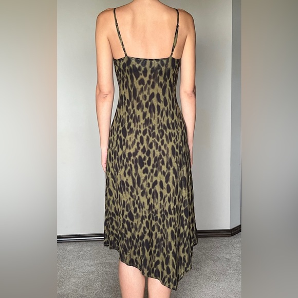 NEW Animal print midi dress in size medium. Can fit small as well. - Picture 4 of 5